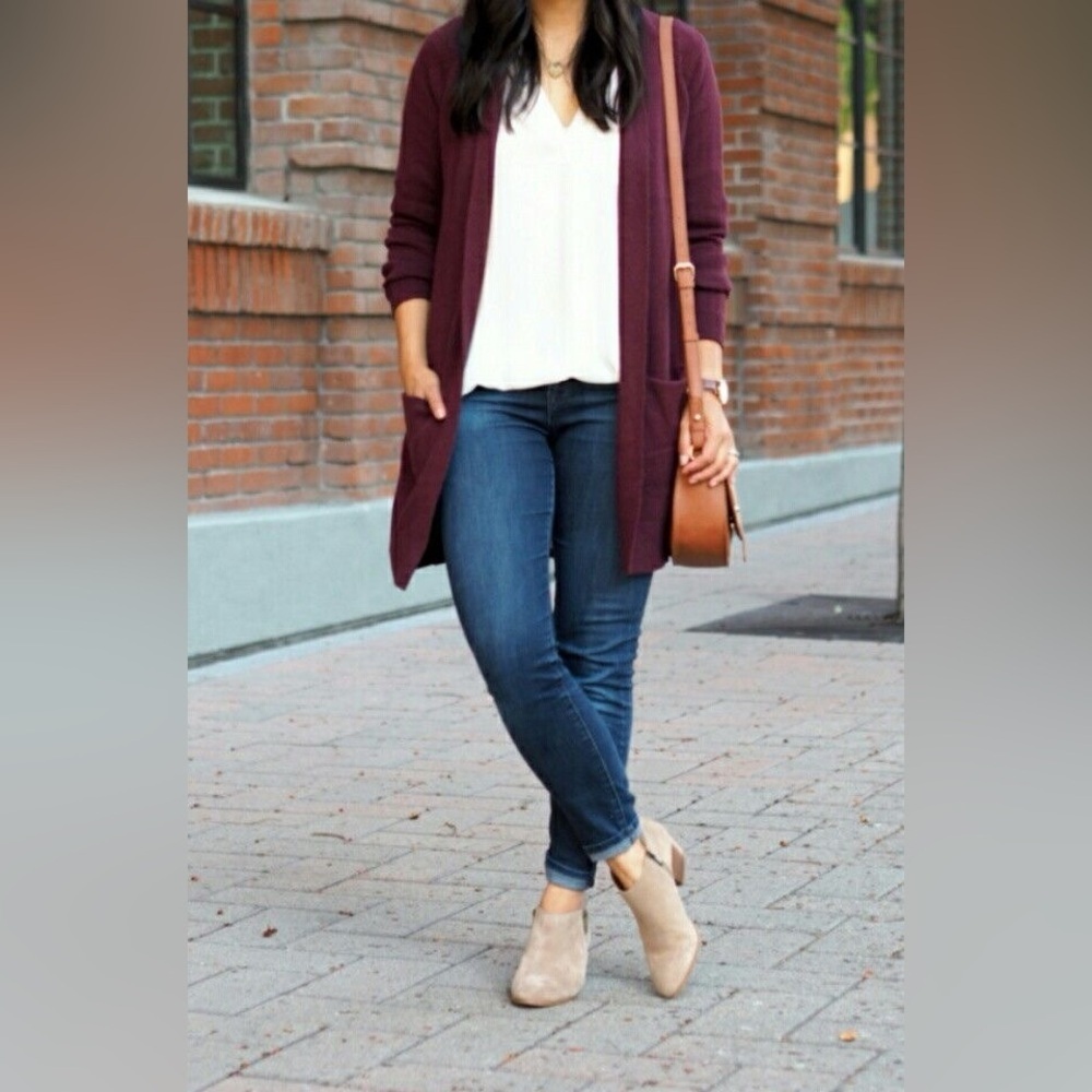 Iris Deep Burgundy Front Pockets Open Cardigan Sweater Women’s Size Medium